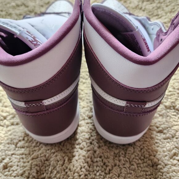 Air Jordan 1 Retro OG High Mauve Brand New Sz 11 - Picture 6 of 10